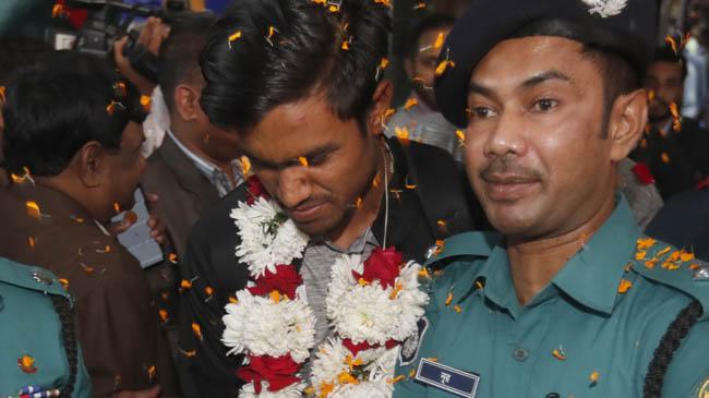 মাদ্রাসা থেকে যেভাবে বিকেএসপিতে আকবর আলী