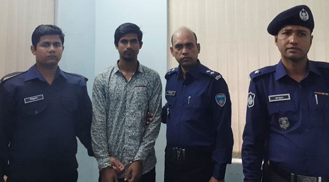 নবীনগরে বাবাকে খুন করা সেই ছেলের আত্মসমর্পণ, মায়ের মামলা