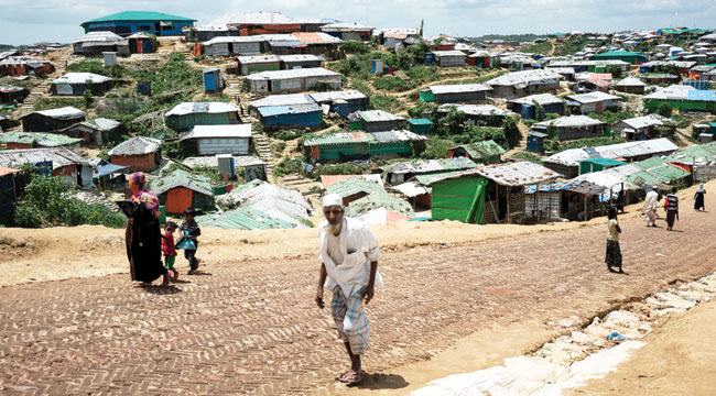 রোহিঙ্গা ইস্যুতে ভারসাম্যপূর্ণ কূটনীতি