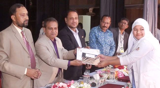 লেখাপড়ার পাশাপাশি নৈতিক মূল্যবোধ সম্পন্ন সাহিত্য ও সংস্কৃতিচর্চা করতে হবে : ড. গাজী হাসান