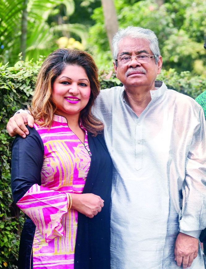 বাবার জন্মদিনে মেয়ের  গান, সাথে ইউসুফ