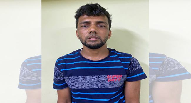 চার সন্তানের জননীকে গলাকেটে হত্যা, স্বামী গ্রেফতার
