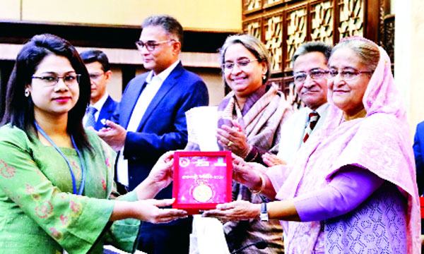 নবম শ্রেণী থেকেই বিষয়ভিত্তিক বিভাজন না করার পক্ষে প্রধানমন্ত্রী