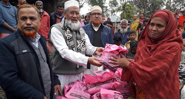 ঠাকুরগাঁওয়ে অগ্নিকাণ্ডে ক্ষতিগ্রস্থ পরিবারকে জামায়াতের সহায়তা