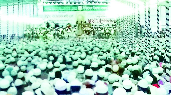 সাভারে খতমে নবুয়ত মহাসম্মেলন অনুষ্ঠিত