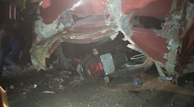 বিরামপুরে বাসের নিচে মোটরসাইকেল, নিহত ১