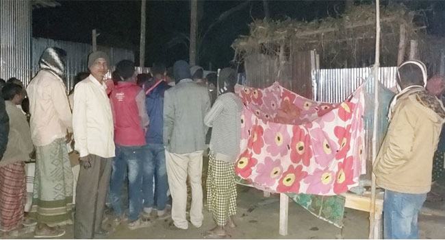 জমিতে কলা গাছের ছায়া পড়ায় ছোট ভাইয়ের লাঠির আঘাতে বড় ভাই নিহত