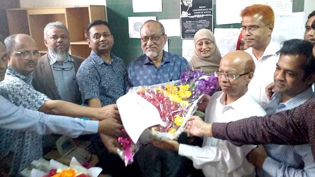 মেডিক্যাল বিশ্ববিদ্যালয়ের রেসিডেন্সি কারিকুলাম প্রণেতা অধ্যাপক সাইফুল ইসলামের অবসর