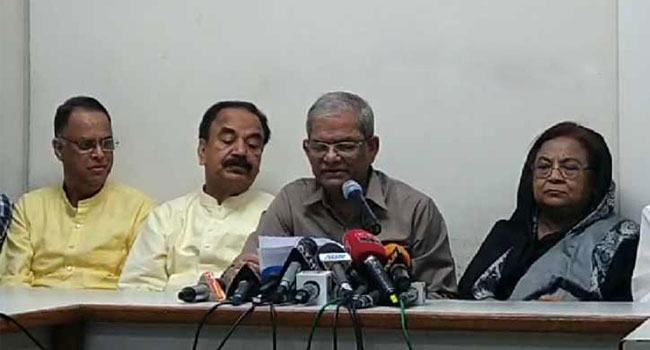 করোনা মোকাবিলায় সরকার কাজের কাজ কিছুই করেনি : মির্জা ফখরুল