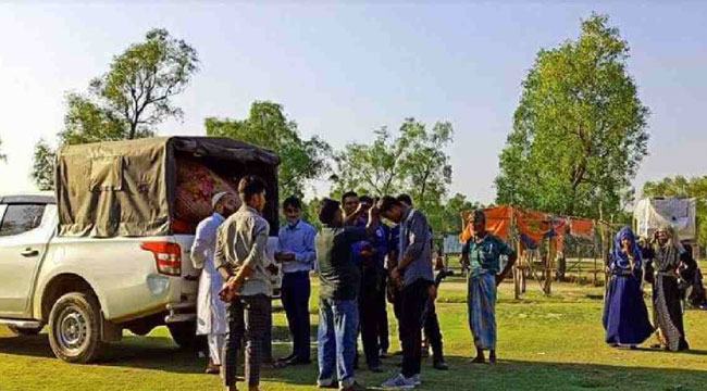 চট্টগ্রামে ম্যাজিস্ট্রেটের উপস্থিতিতে যুবকের চুল কেটে দেয়ার ঘটনায় তোলপাড়