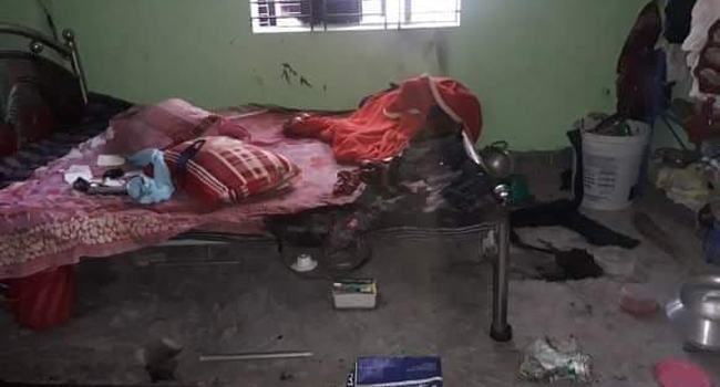 সোনারগাঁওয়ে চুলার আগুনে স্বামী-স্ত্রী দগ্ধ