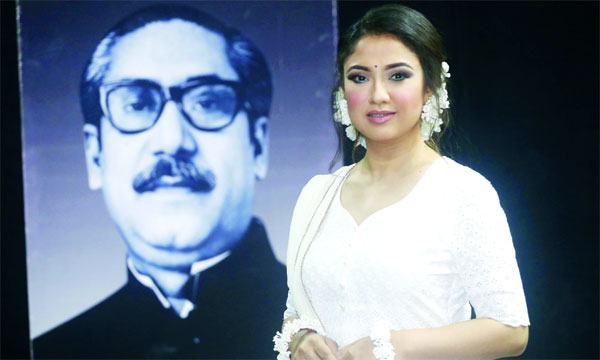 বঙ্গবন্ধুর জন্মশতবার্ষিকীতে সোনিয়ার শ্রদ্ধা