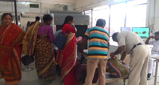 অবাধে ভারতীয়রা আসছে দেশে, চেকপোস্ট এলাকায় আতঙ্ক