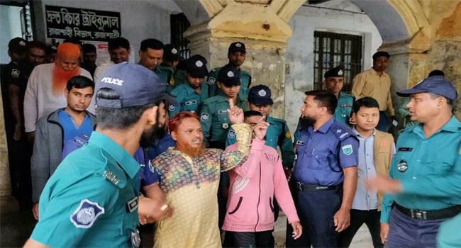 হিন্দু পুরোহিতকে হত্যার দায়ে ৪ জেএমবি সদস্যের মৃত্যুদণ্ড
