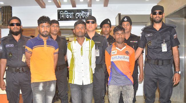গাজীপুরে ট্রাফিক পুলিশ কনস্টেবল শরীফ খুন : ৩ পরিবহণ শ্রমিক গ্রেফতার