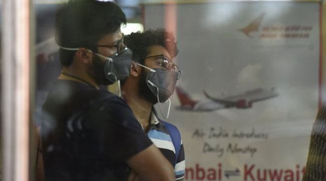 করোনাভাইরাস : নিজেকে অবরুদ্ধ করে ফেলছে ভারত