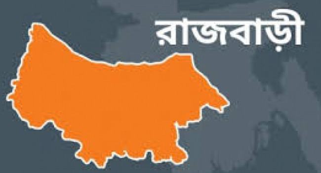 রাজবাড়ীতে কোয়ারেন্টাইনে ১০৫, ৩ প্রবাসী ও এক কোচিং সেন্টারেকে জরিমানা