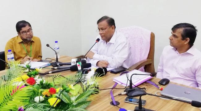করোনাভাইরাস : সবাইকে জনগণের পাশে দাঁড়ানোর আহবান তথ্যমন্ত্রীর