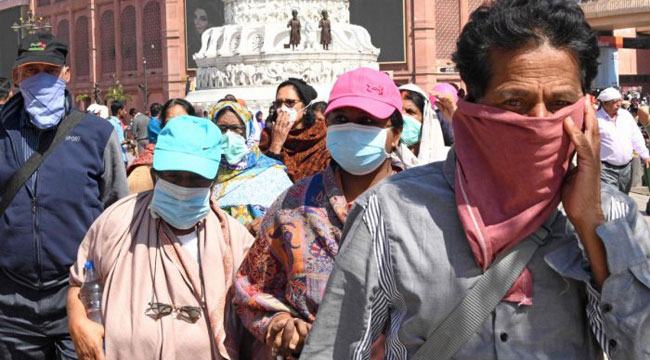 ‘করোনা সুনামিতে’ ভারতে আক্রান্ত হতে পারে ৩০ কোটি মানুষ