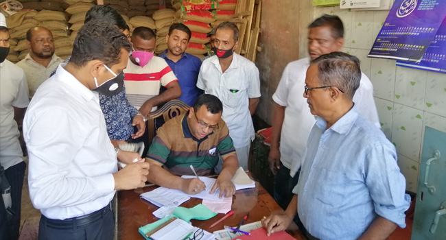 ভোলায় ২৬ ব্যবসায়ীর ৪ লাখ টাকা জরিমানা