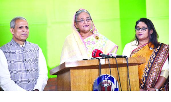 অতিরিক্ত পণ্য না কেনার আহ্বান প্রধানমন্ত্রীর