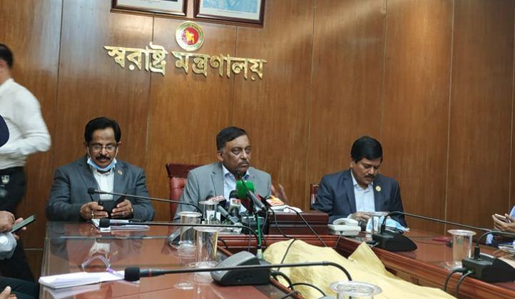 কিছুক্ষণের মধ্যেই খালেদা জিয়ার মুক্তি : স্বরাষ্ট্রমন্ত্রী