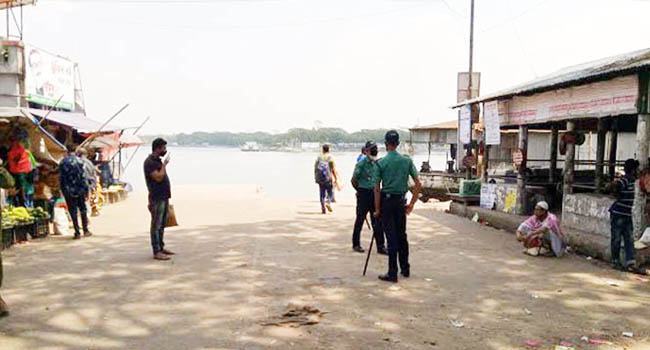 বরিশালের সব খেয়াঘাট বন্ধ