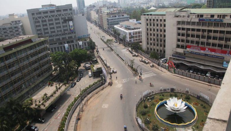 পাল্টে গেছে নগর-মহানগরের চেনা রূপ