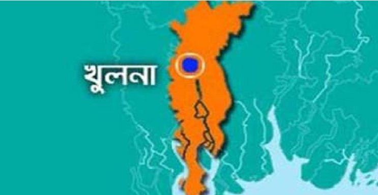 খুলনায় কাজের সন্ধানে ঘর ছাড়ছে লোকজন