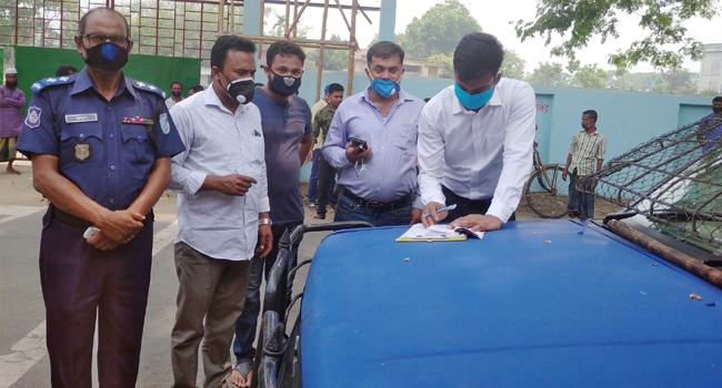 পাকুন্দিয়ায় ১৩সিএনজি চালকের জরিমানা