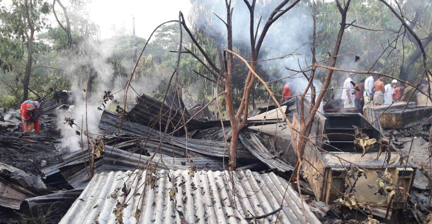 মিরসরাইয়ে অগ্নিকাণ্ডে ৮০ লাখ টাকার ক্ষয়ক্ষতি