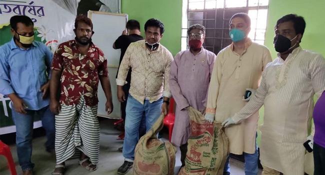 গাজীপুরে সাংবাদিকদের সুরক্ষা সরঞ্জাম প্রদান
