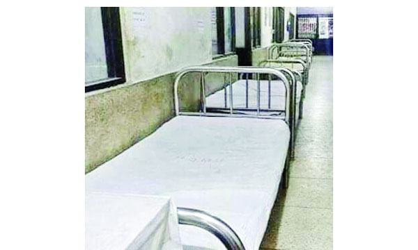 রোগীশূন্য ঢাকা মেডিক্যাল কলেজ হাসপাতাল