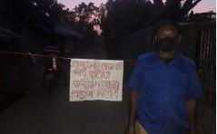করোনা রুখতে গ্রামবাসীর অভিনব উদ্যোগ