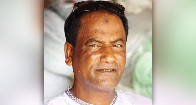 চাল চুরির অভিযোগে পল্টু চেয়ারম্যান বরখাস্ত