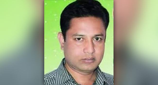 শিবগঞ্জের মাঝিহট্ট ইউপি চেয়ারম্যান ভিজিডির চালসহ গ্রেফতার