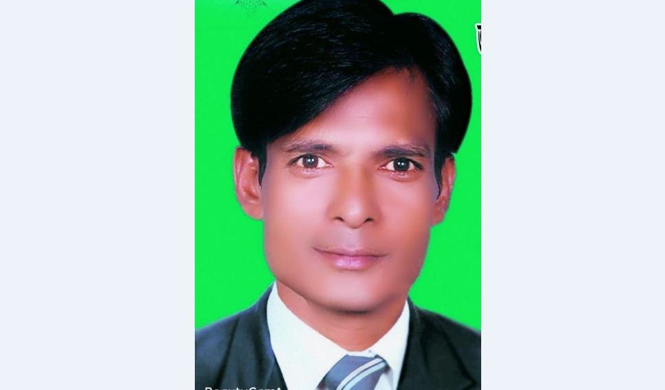 সরকারী ত্রাণের স্লিপ বিক্রি করলেন স্বেচ্ছাসেবকলীগ সভাপতি