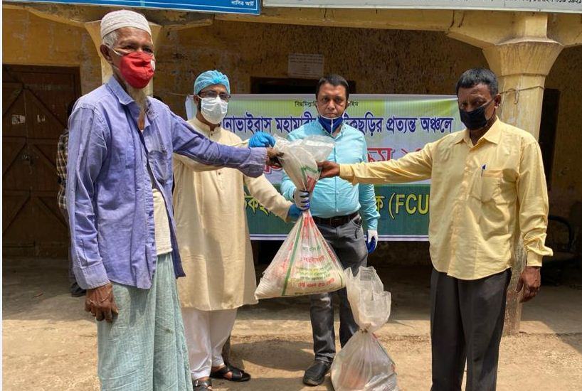 এক হাজার পরিবারকে খাদ্য সহায়তা দিলো ‘ফটিকছড়ি কমিউনিটি ইউকে’
