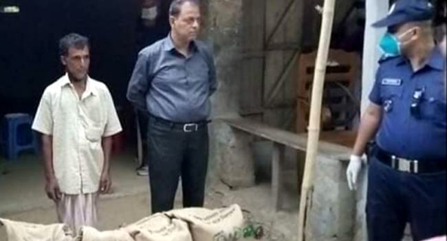 ফটিকছড়িতে সরকারি চাল চুরির ঘটনায় আটক ৩