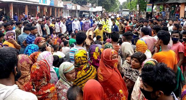 ভূরুঙ্গামারীতে ত্রাণের দাবিতে বিক্ষোভ