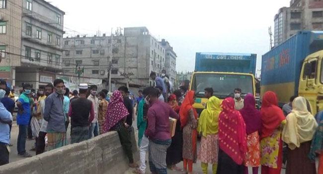গাজীপুরে বেতন ভাতার দাবীতে পোশাক শ্রমিকদের আন্দোলন অব্যহত