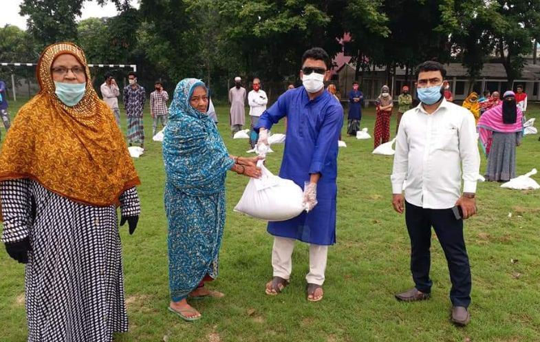 সোনারগাঁওয়ে ১ হাজার পরিবারকে খাদ্য বিতরণ
