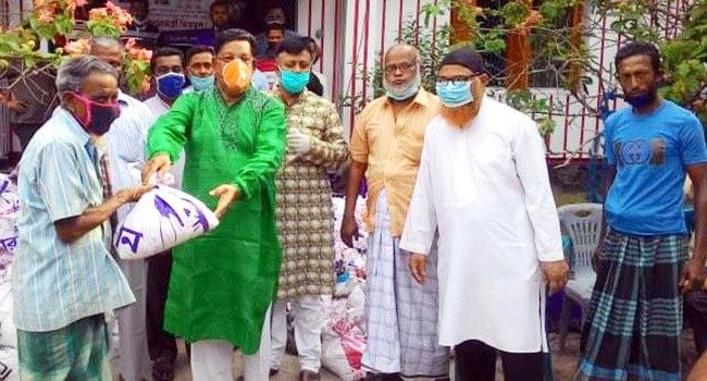 কালিগঞ্জে বিএনপির উদ্যোগে ১২০০ পরিবারে খাদ্য সহায়তা প্রদান