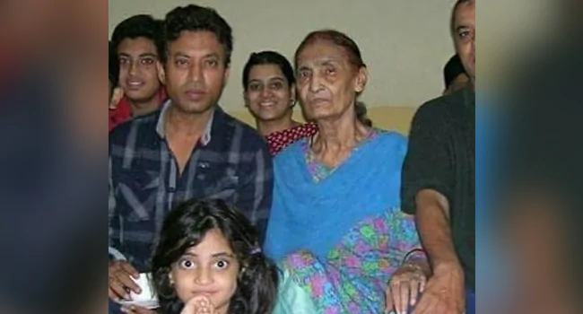 মাকে শেষ দেখা দেখতে পেলেন না ইরফান খান