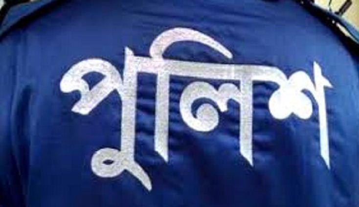 বগুড়ায় সুস্থ্য হয়ে বাড়ি ফিরলো এক পুলিশ সদস্য
