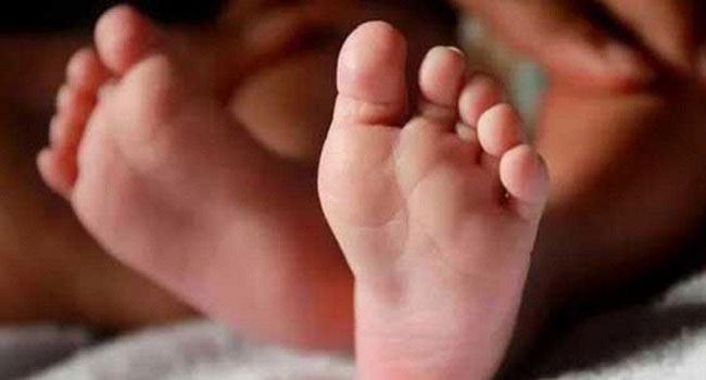 ড্রেনে মিলল নবজাতকের লাশ