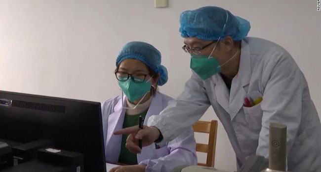 কাঁপুনি, মাথার যন্ত্রণাও করোনার উপসর্গ!