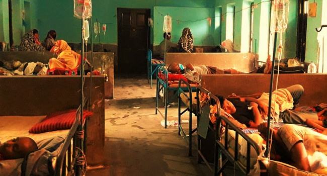 বেতাগীতে হঠাৎ বেরেছে ডায়রিয়ার রোগী, স্যালাইন সংকট