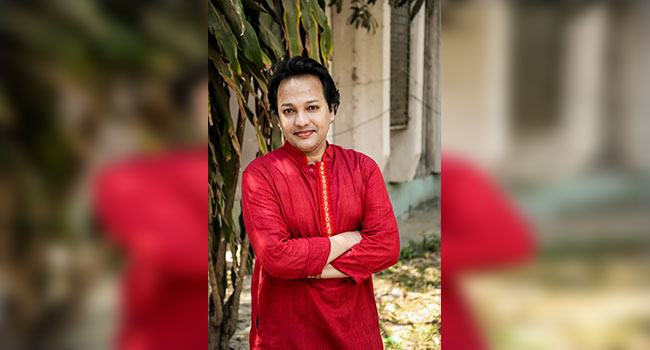 আধুনিক গান নিয়ে এলেন শিফফাত শাহরিয়ার