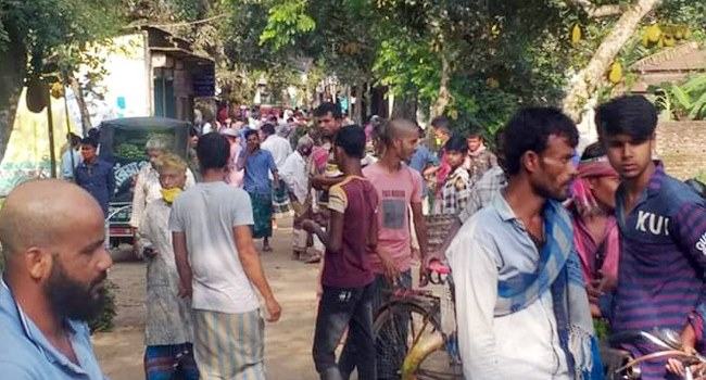 ইউএনও’র নাম ব্যবহার করে বাজার বসে, জানেন না ইউএনও